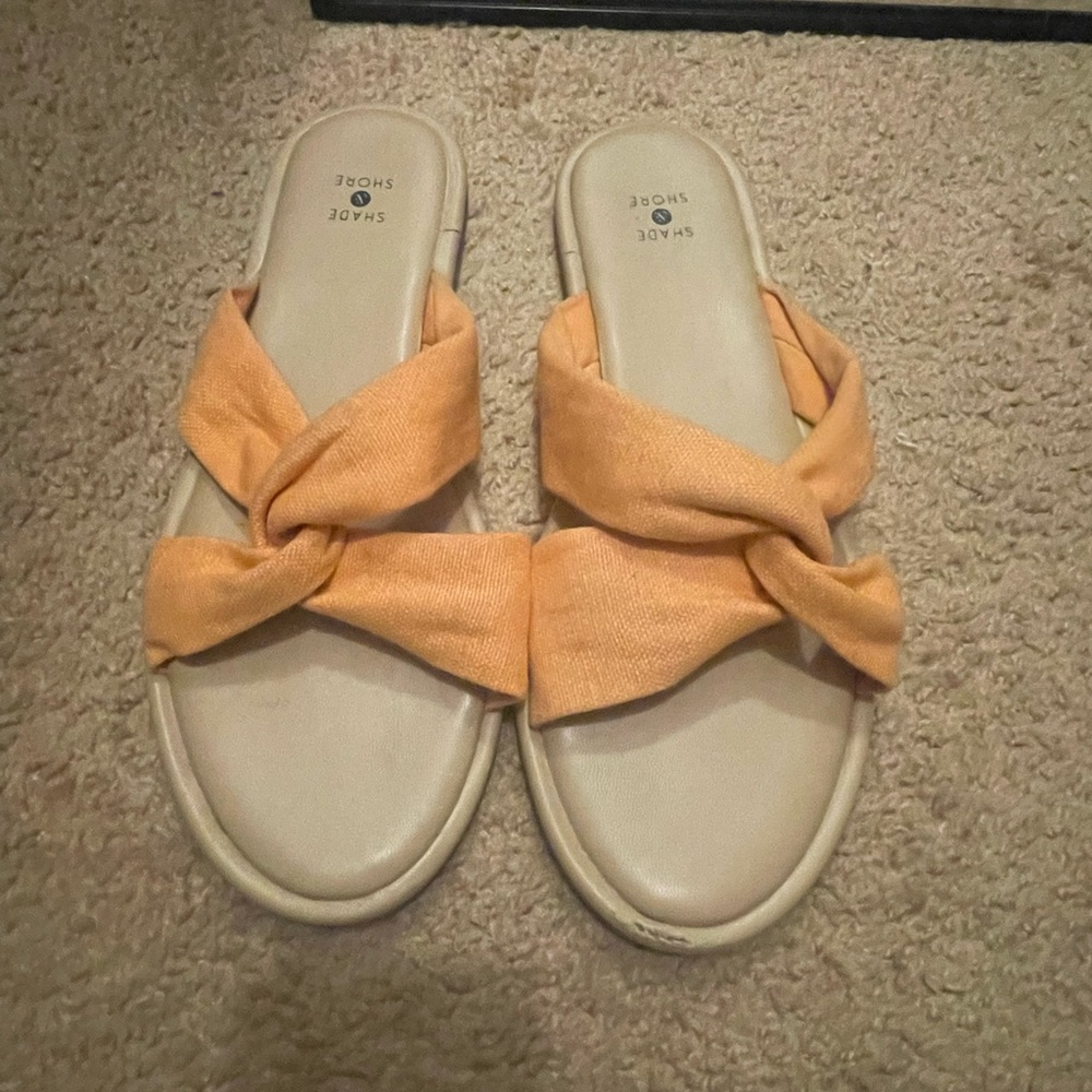Shade & Shore Women's Peach Sandals
